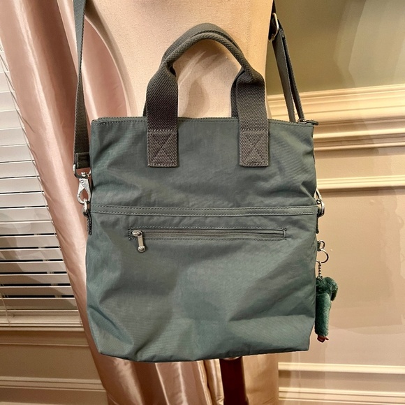 EUC Kipling Eleva Convertible Crossbo Bag in Light Aloe Tonal Green Carried Once - Picture 4 of 6
